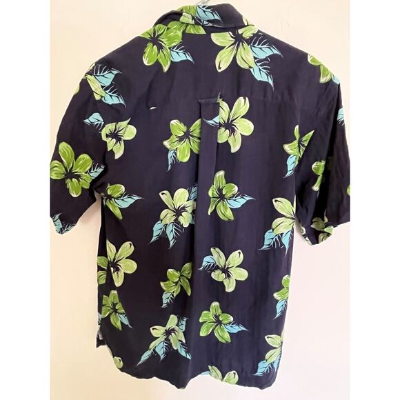 Izod Men's Hawaiian Shirt M SILK Short Sleeve Washable Resort Retro casual - Picture 4 of 4